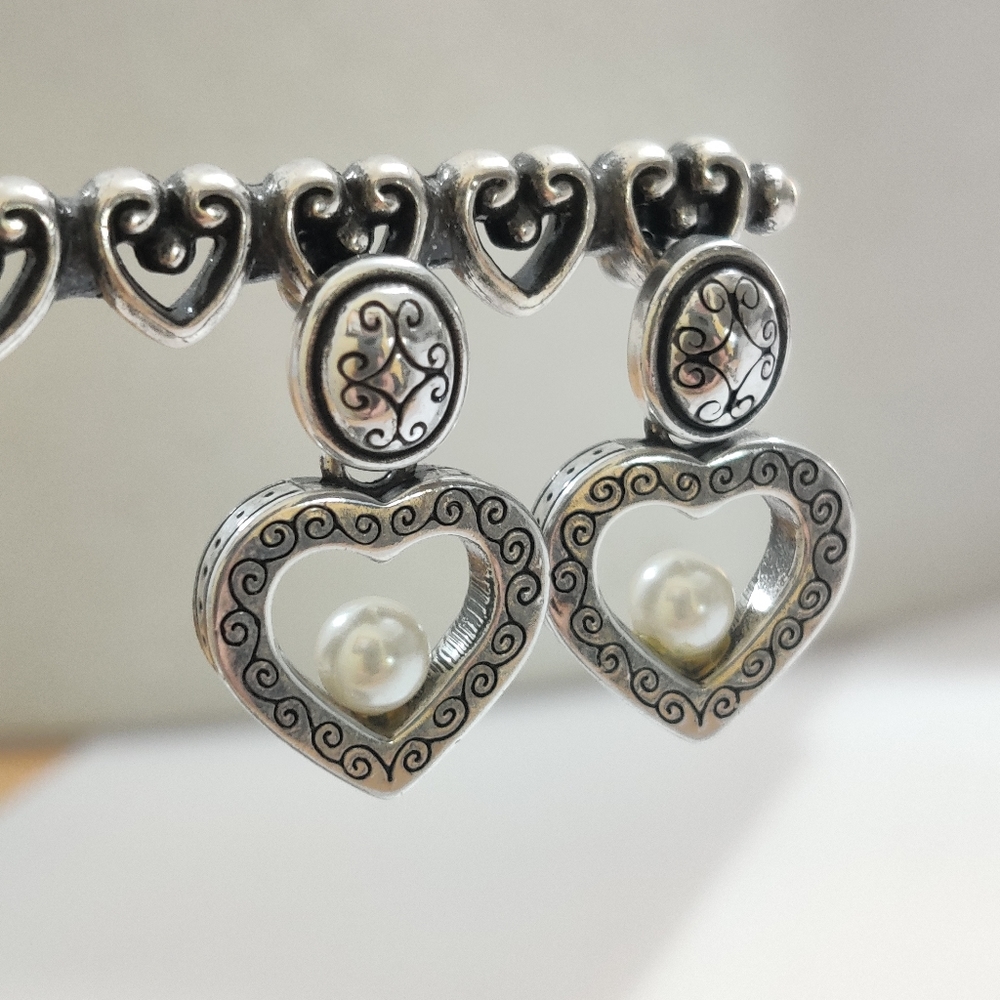 Brighton Hearts Pearls Earrings - Picture 4 of 7